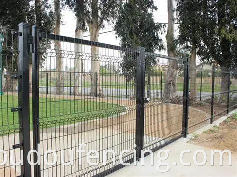 Hot Sale Powder or PVC Coated Galvanized Welded Wire Mesh Fence / Curved Welded Wire Mesh Fence